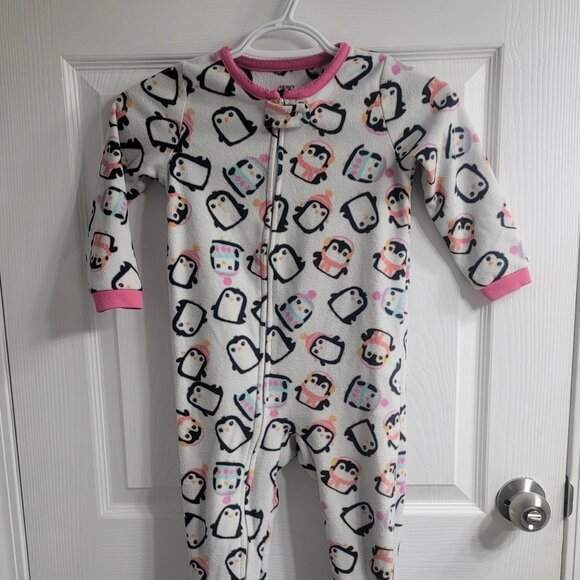 #265 Carters Penguin 4T Footed Pajamas Sleepers Pjs Onesie - Picture 1 of 4